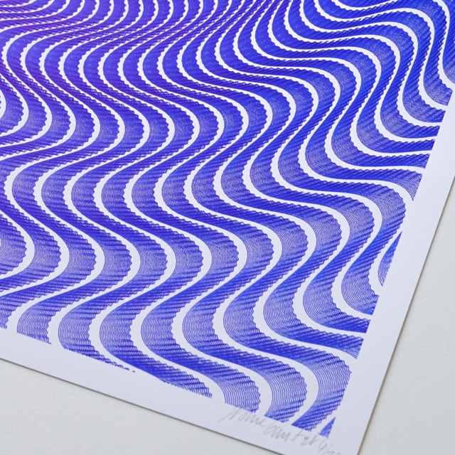 Guilloché Faible Amplitude Blue · vue 2