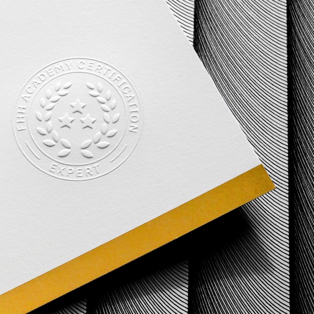 Carte de certification FHH sur fond dessiné